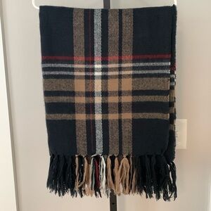 Abercrombie & Fitch blanket scarf